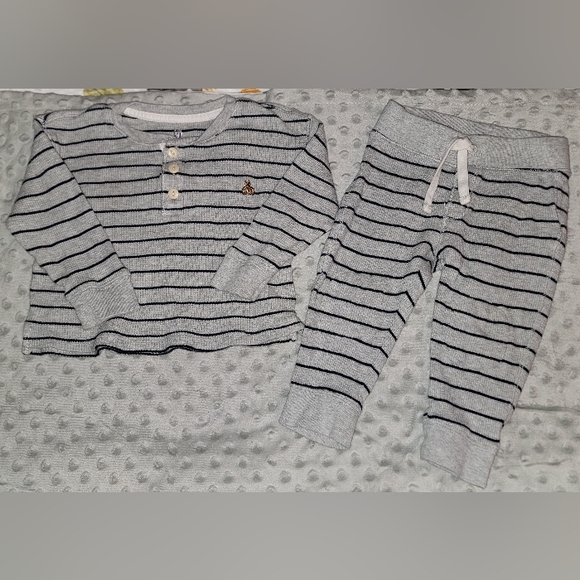 GAP Other - GAP teddy bear outfit 12-18 month